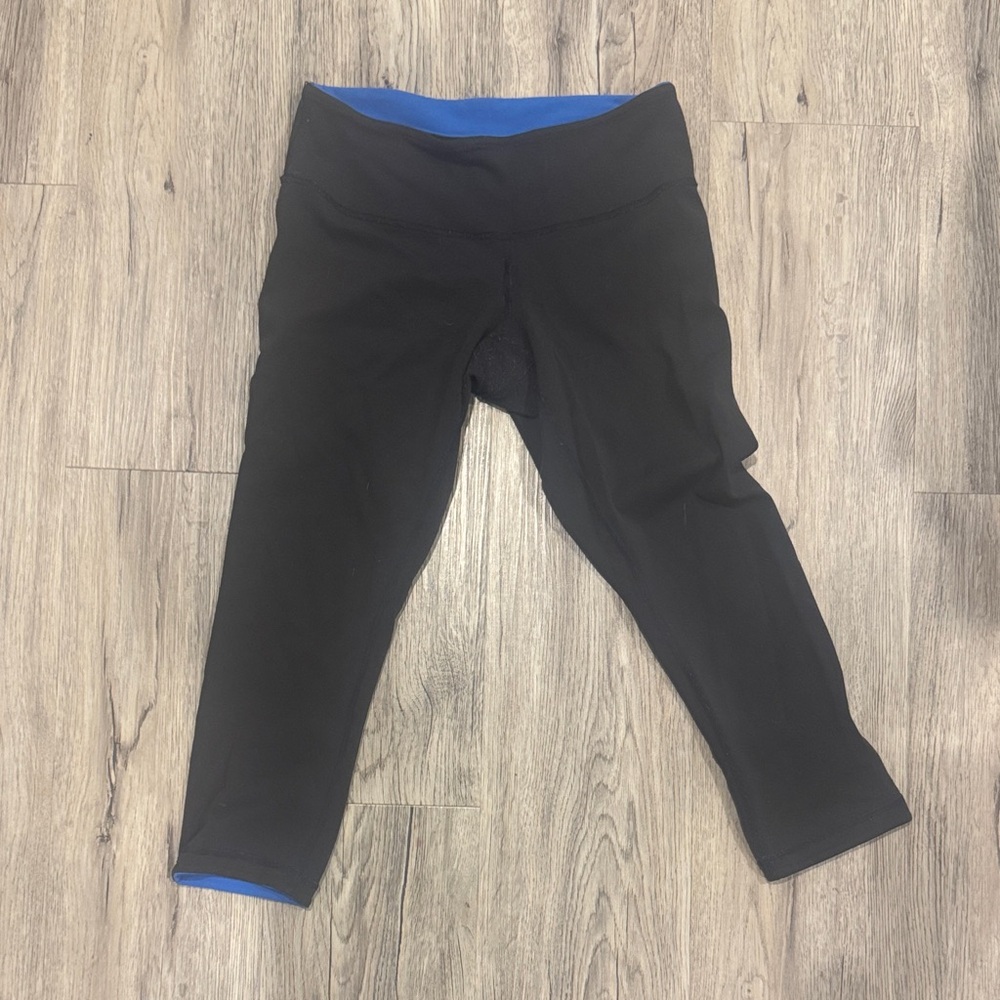 Lululemon reversible Black and Blue Leggings